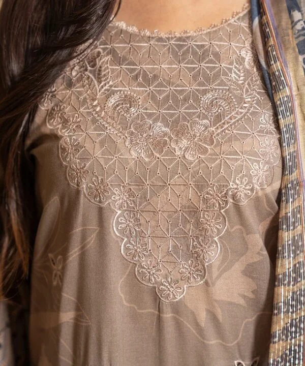 3PC Universal Digital Embroidered Lawn Suit – Unstitched (FG – 20) - Image 4